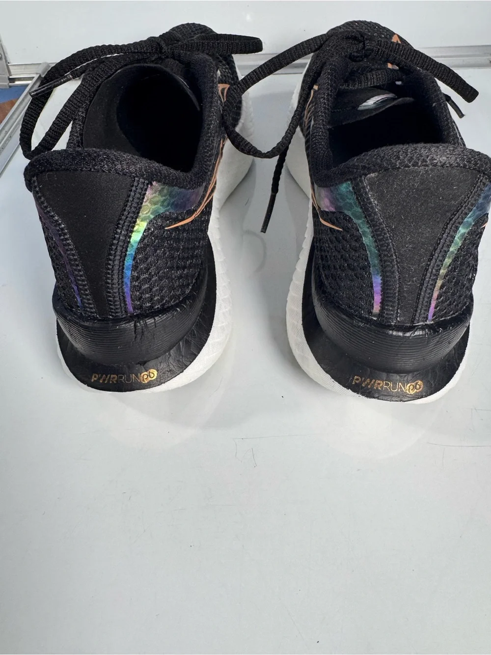 Saucony Endorphin Pro 3 Women’s 8.5 Black Goldstruck Carbon Plate Running Shoes